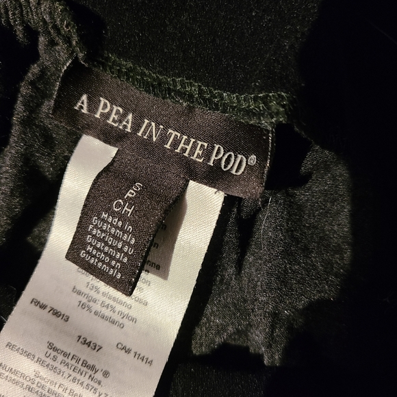 A Pea in the Pod Maternity Leggings - Picture 3 of 3